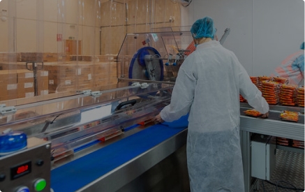 Climate-controlled clean room for co packing food products